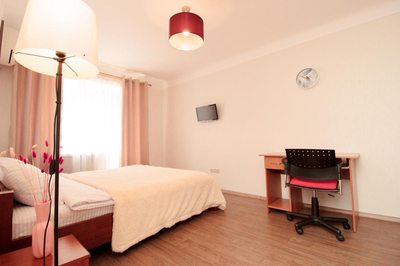 Apartment On Sobornyi Avenue 61 Oleksandriia Esterno foto
