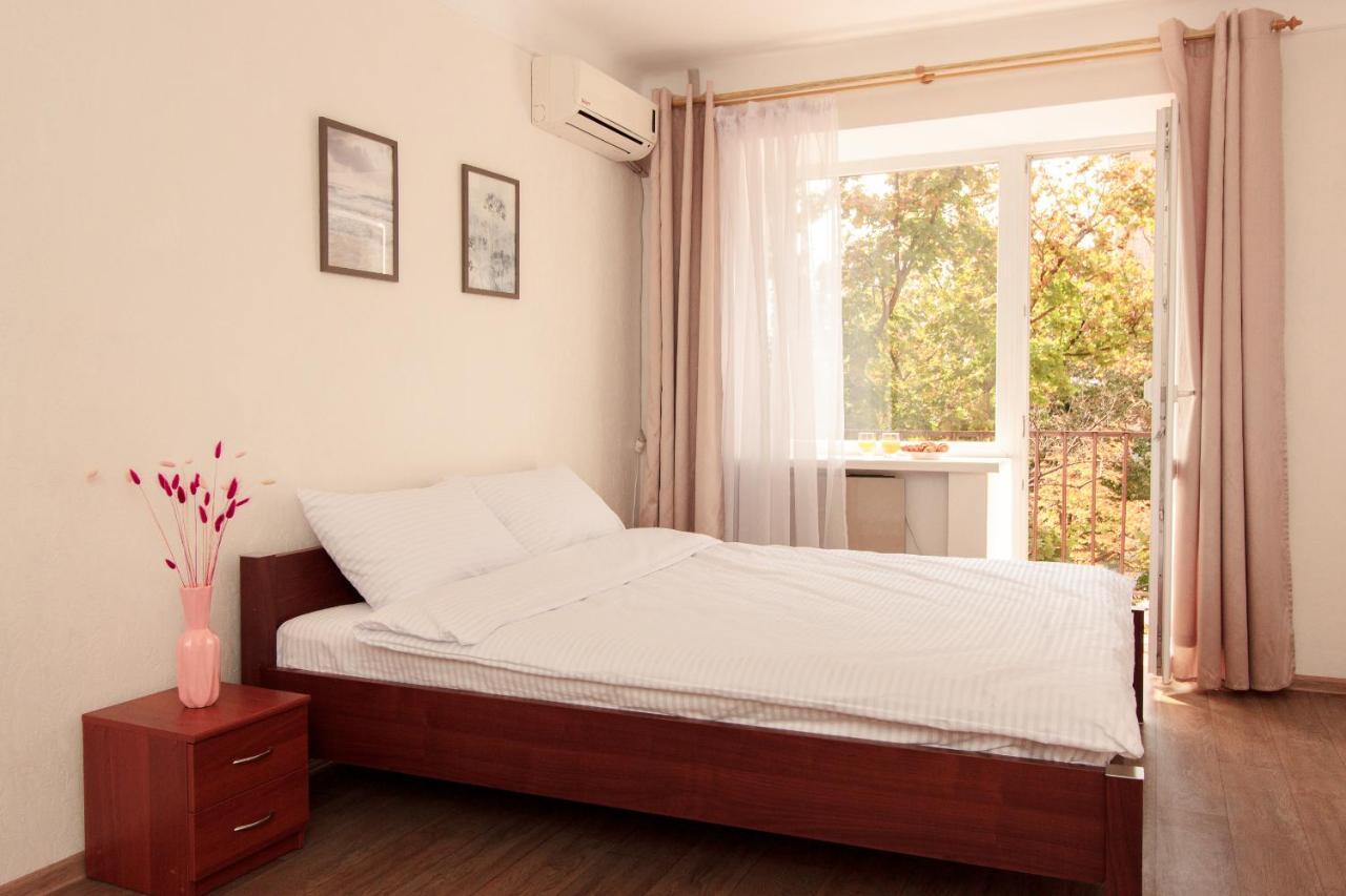 Apartment On Sobornyi Avenue 61 Oleksandriia Esterno foto